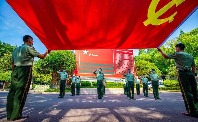 官方：切尔西女足签下前锋拉米雷斯，转会费50万欧破女足纪录
