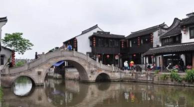 逃离宝船